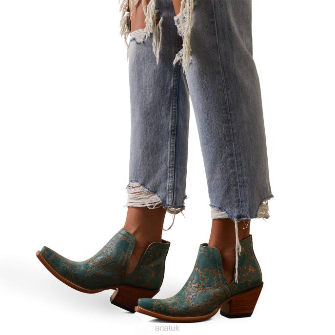 Ariat Ultra High Rise Tomboy Straight Jean Women D0X62537 Mykonos Bottoms