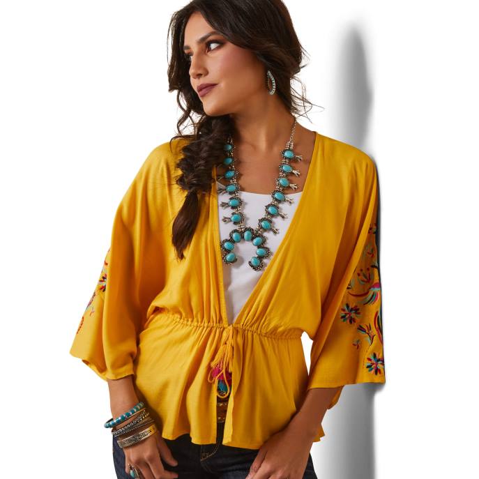 Ariat Carmen Top Women D0X62763 Yolk Yellow Tops